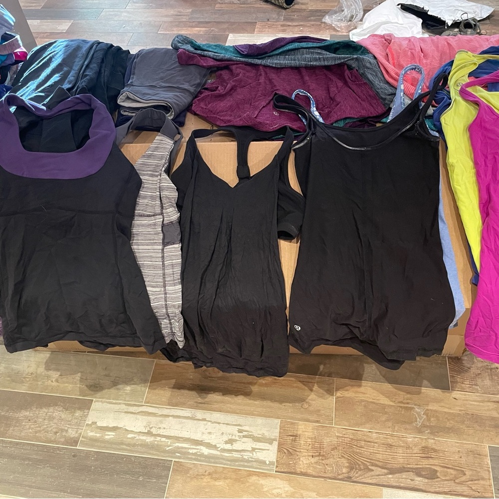 Lot of Lululemon. Wunder under, swiftly, cool racerbacks, bras size 2 4